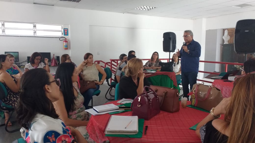 secretario4WhatsApp Image 2018-11-13 at 09.45.52